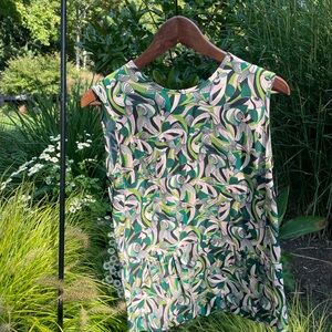 A blouse with fish pattern.